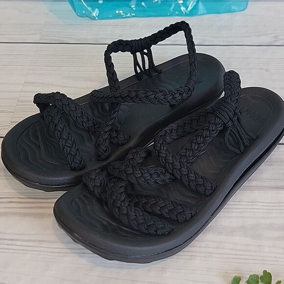 Megnya NWOT Women's Black Braided Slide Sandals Size 8 - Picture 8 of 9